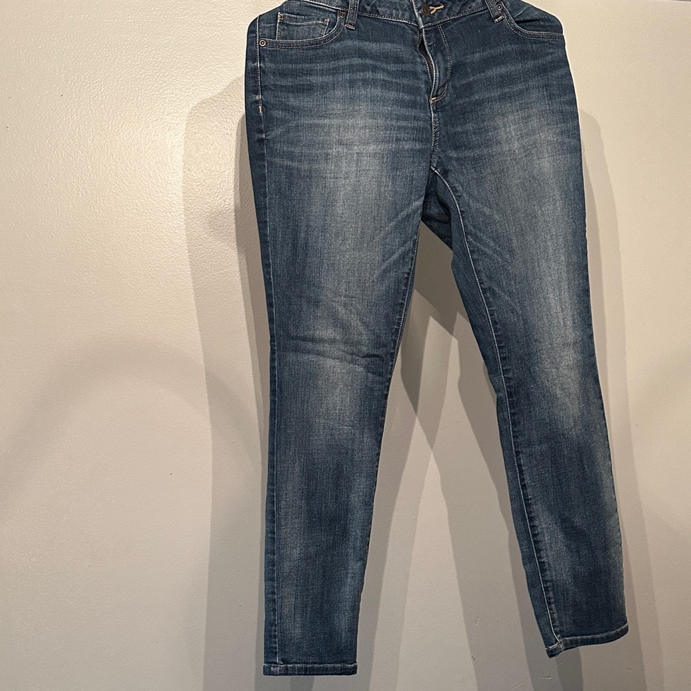 Sonoma Women's Skinny Jeans in Classic Blue